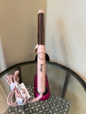 Lange Pink Curling Iron with Pink Cord